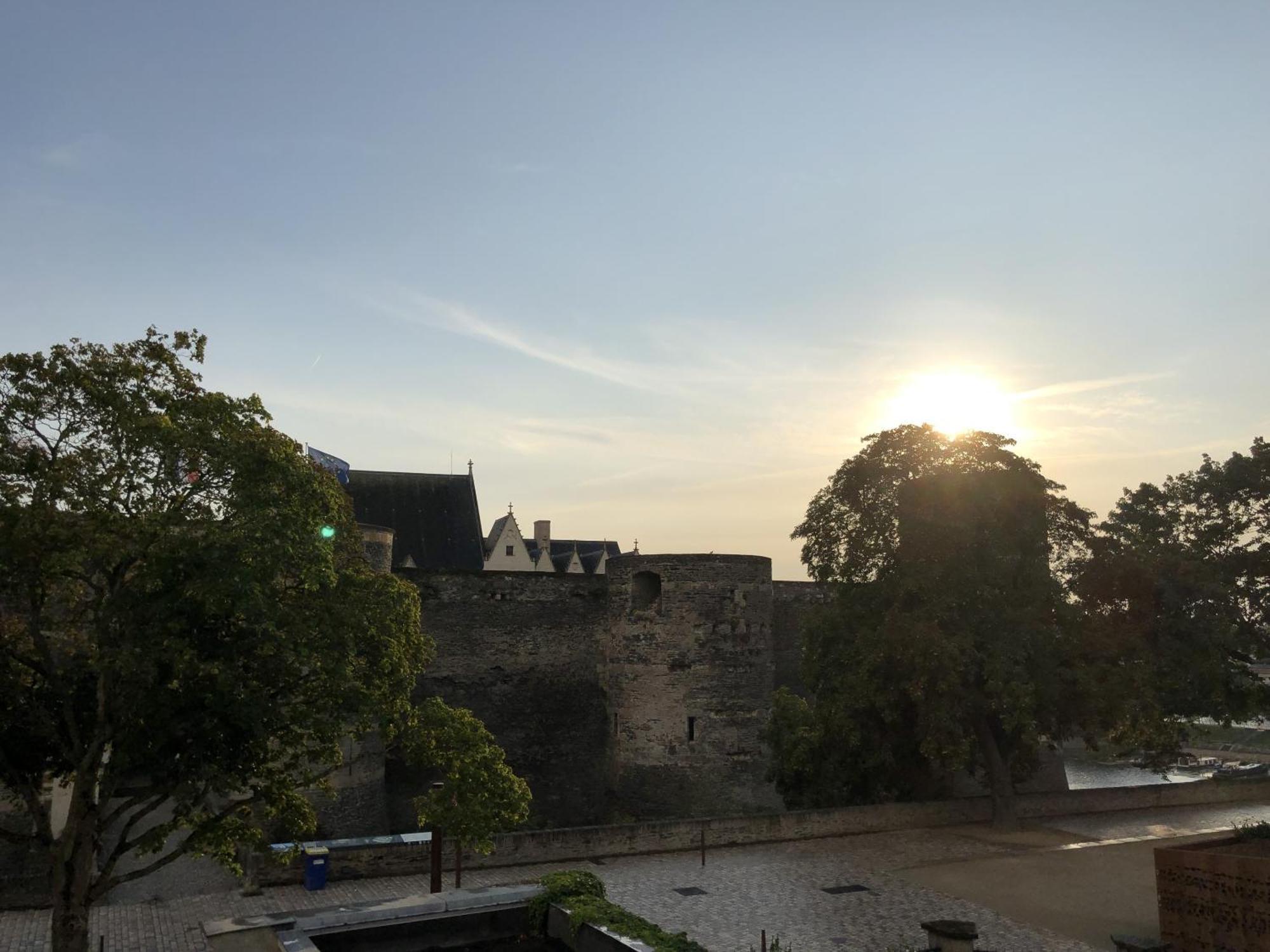 Maison Bout Du Monde Angers Hyper Centre ภายนอก รูปภาพ